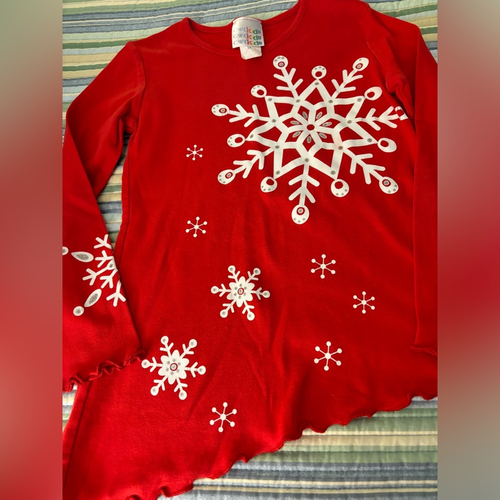 CWD kids red snowflake top